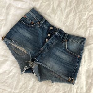 Levi’s 501 jean cutoff shorts in medium wash